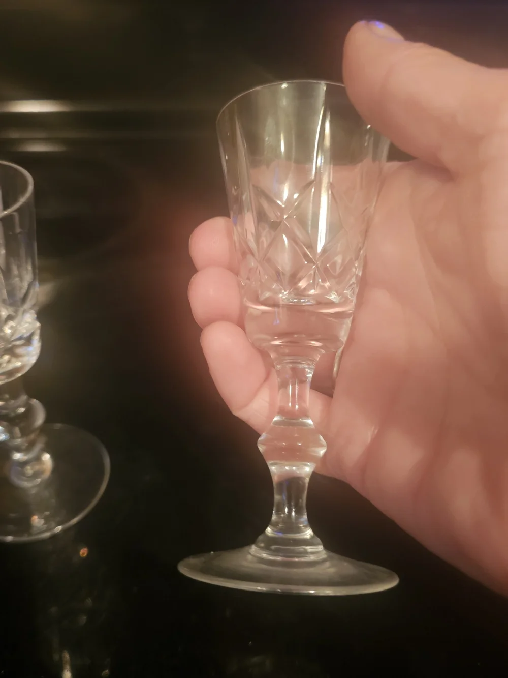 Edinburgh EDI12 Criss Cross Cut Crystal Wafer Stem Cordial Glass 4 1/8'' set of